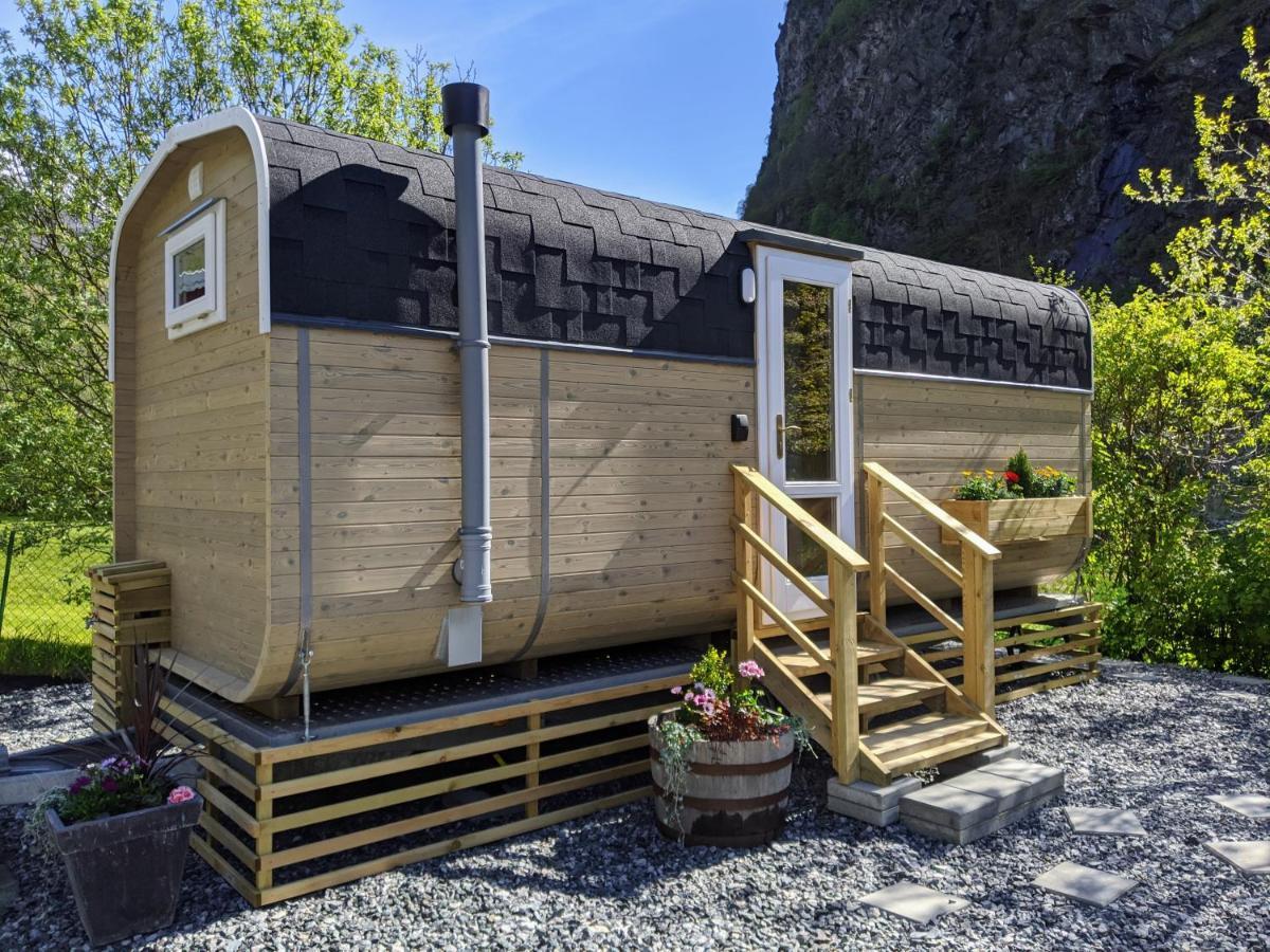 Вилла Tiny House With Terrace Флам Экстерьер фото
